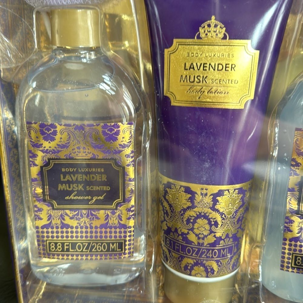 NEW body luxuries lavender musk scented bath kit - purple - Picture 3 of 6